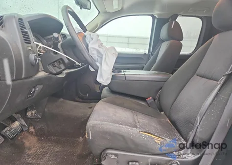 2011 Chevrolet Silverado K1500 Lt z USA, uszkodzony, nr VIN 1GCRKSE36BZ415242